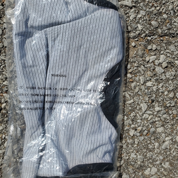 Medium Raleigh Tank Top - Picture 3 of 3